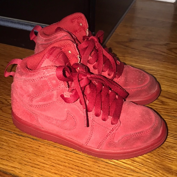 jordan retro 1 red suede